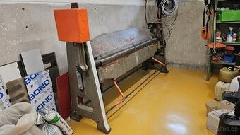 Ohýbačka plechu XK-2000/2A