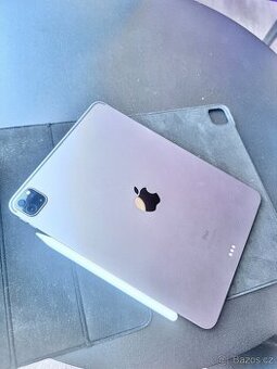 Apple iPad Pro 11 (2. generace) 128GB šedý