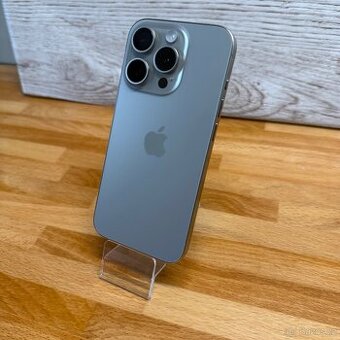iPhone 15 Pro 256GB, přírodní Titan, eSIM (rok záruka)