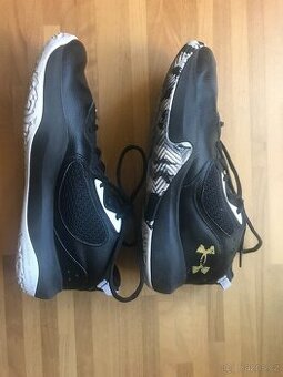 Basketbalové boty Under Armour vel.40