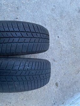 Pneu 215/65/16