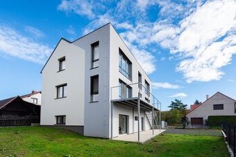 Prodej RD 6+2kk s možnosti víceúčelového využiti: