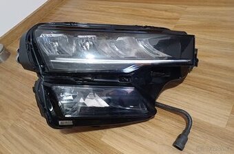 Světlo Škoda Karoq 57B941010