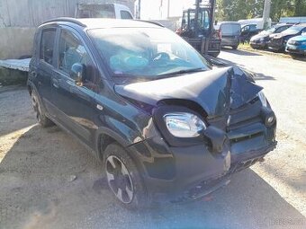 Fiat Panda CROSS 1,0 Hybrid