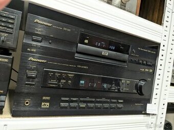 Pioneer i jednotlivě