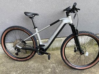 Cube Reaction Hybrid SLX