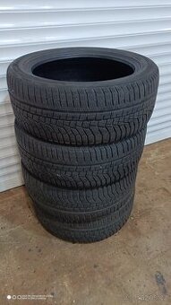 Zimní pneumatiky 235/50r19
