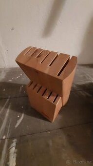 Stojan na nože Tescoma