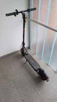 Elektrická koloběžka / Elektrokoloběžka Ninebot