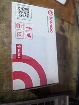 Zadní brzdové destičky na T5