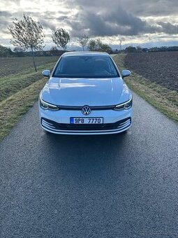 Volkswagen Golf 8 Life