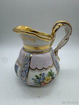 Sběratel nabízí staré porcelánové konvice