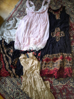 10 krabic oblečení - i na tvoření z látky