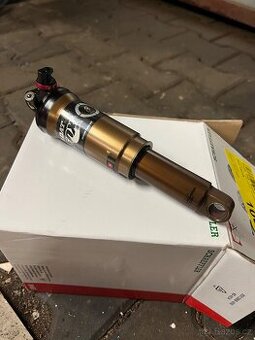 Tlumic fox float rp23 kashima