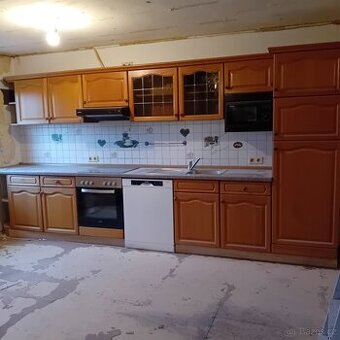 Kuchyňská linka se spotřebiči