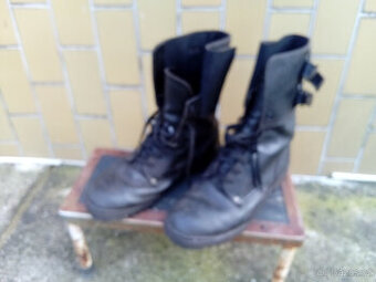Prodám levně málo nošené, kožené panské boty kanady
