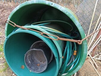 Sudy s káď na dešťovou vodu