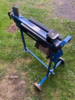 Prodám štípačku na dřevo - 1