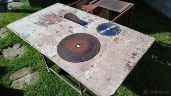 Cirkulárka s hoblovkou