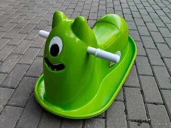 Houpačka příšerka zelená