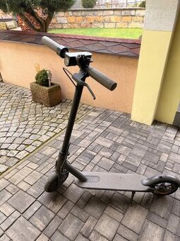 Prodám Xiaomi Mi Electric Scooter 1S
