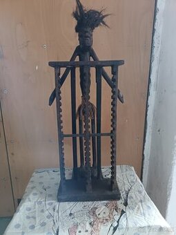 Originální etno stojan na víno / CD – ruční řezba