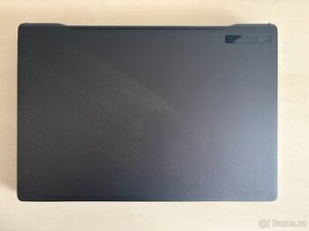 ASUS ROG ZEP G16/RTX4070/13th gen i9-13900H/2TB/RAM48GB/DDR4