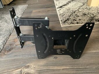 Držák na televizi