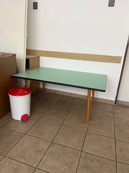 Dětský retro stolek