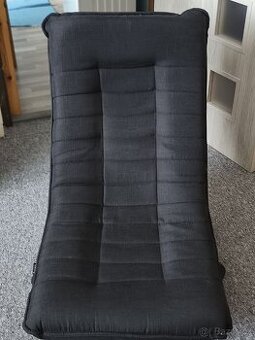 Polohovatelné křeslo