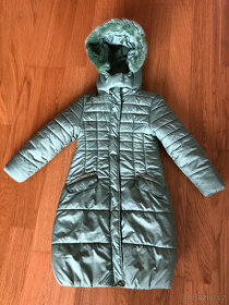 Dívčí zimní kabát (bunda) Mayoral, vel. 134