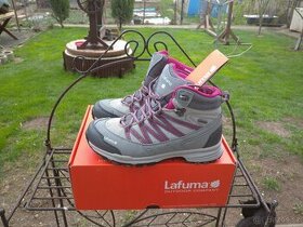 Dámské turistické boty " Lafuma"- nové - 1