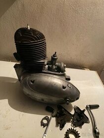 Motor jawa pérák - 1