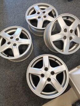 Toyota Corolla 1,6 r.v.2002-sada kol+Kia+Hyundai+Suzuki
