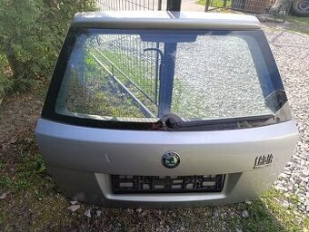 Fabia 1 víko kufru