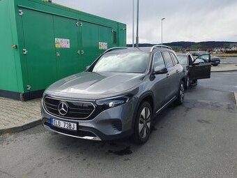 Mercedes Benz EQB 250