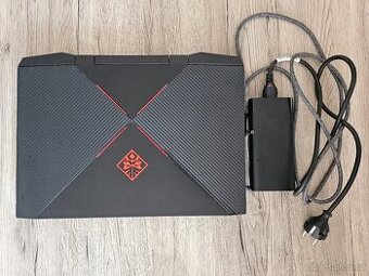 Herní Notebook HP Omen 15-dc1004nc + dock