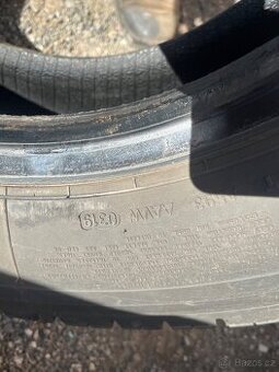 245/70 R19.5