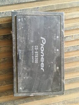 Pioneer CD-BTB200 - bluetooth adaptér pro autorádia