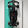 Svítící LED rám na na zeď Lego F1 Mercedes 42171