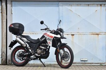 UM DSR Adventure TT 125 – spolehlivý parťák na každý den