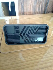 Pouzdro na mobil iPhone 12
