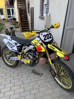 Suzuki RMZ 250 2011
