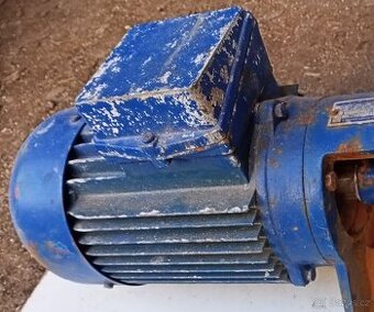 Elektromotor 1,5 kW 1440 otáček