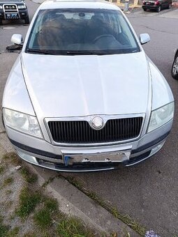 Škoda Octavia II combi 2.0 TDI BKD - NEPOJÍZDNÁ