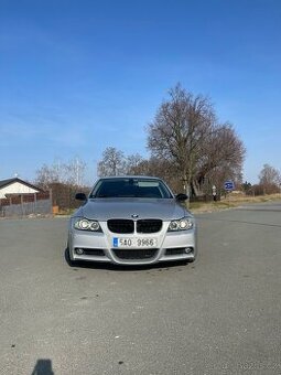 BMW E90 330i M-Packet | N52