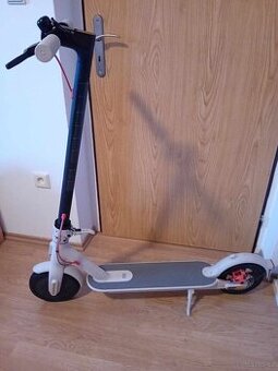 Elektrokoloběžka Xiaomi Home