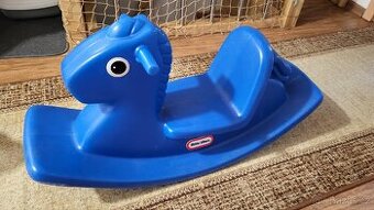 Plastovy houpaci kun - 1