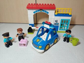 lego duplo policejní stanice