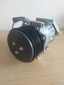 Kompresor klimatizace JCB 320/08562-A - 1